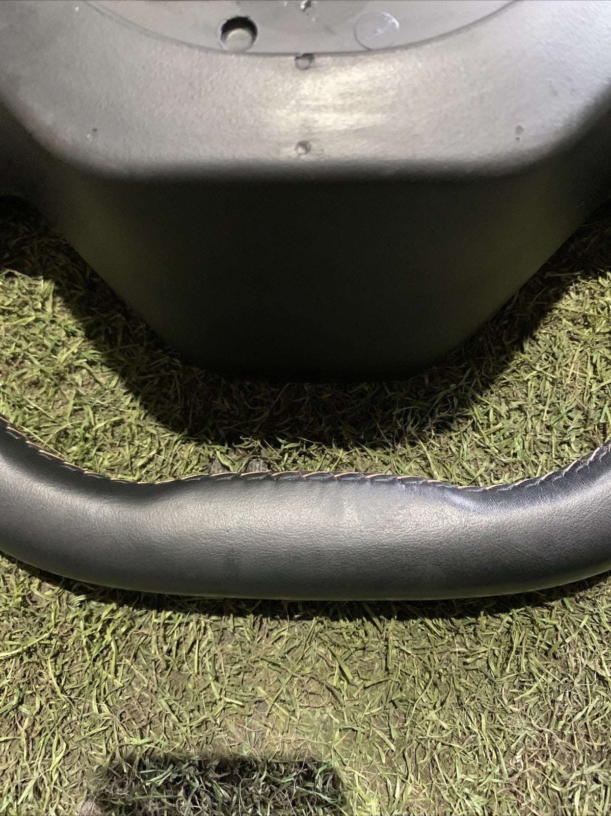 Volante Peugeot 3008 2018 GT 98105489ZD (2)