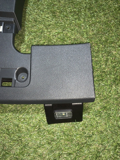 Modanatura Rivestimento Lato Guida Volkswagen T - Roc ( 2018 ) cod : 2GA858365