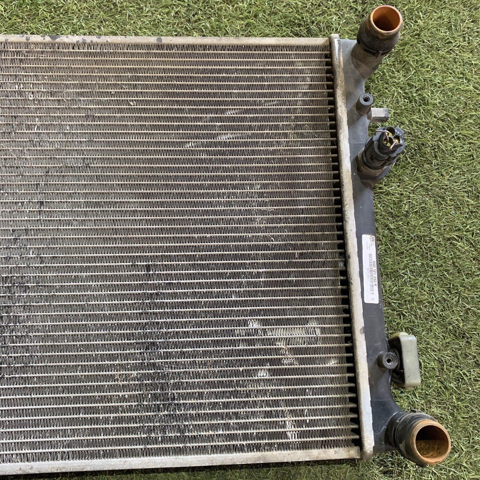 RADIATORE ACQUA VOLKSWAGEN POLO ( 2001 > 2010 ) 6Q0121253R ORIGINALE