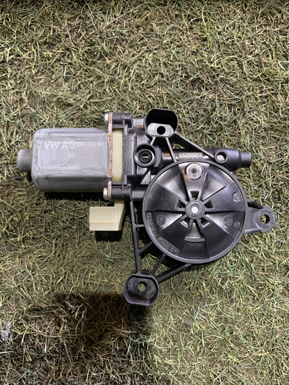 Motorino Alzavetro Anteriore Sinistro Audi A4 (8W5) 8W0959801