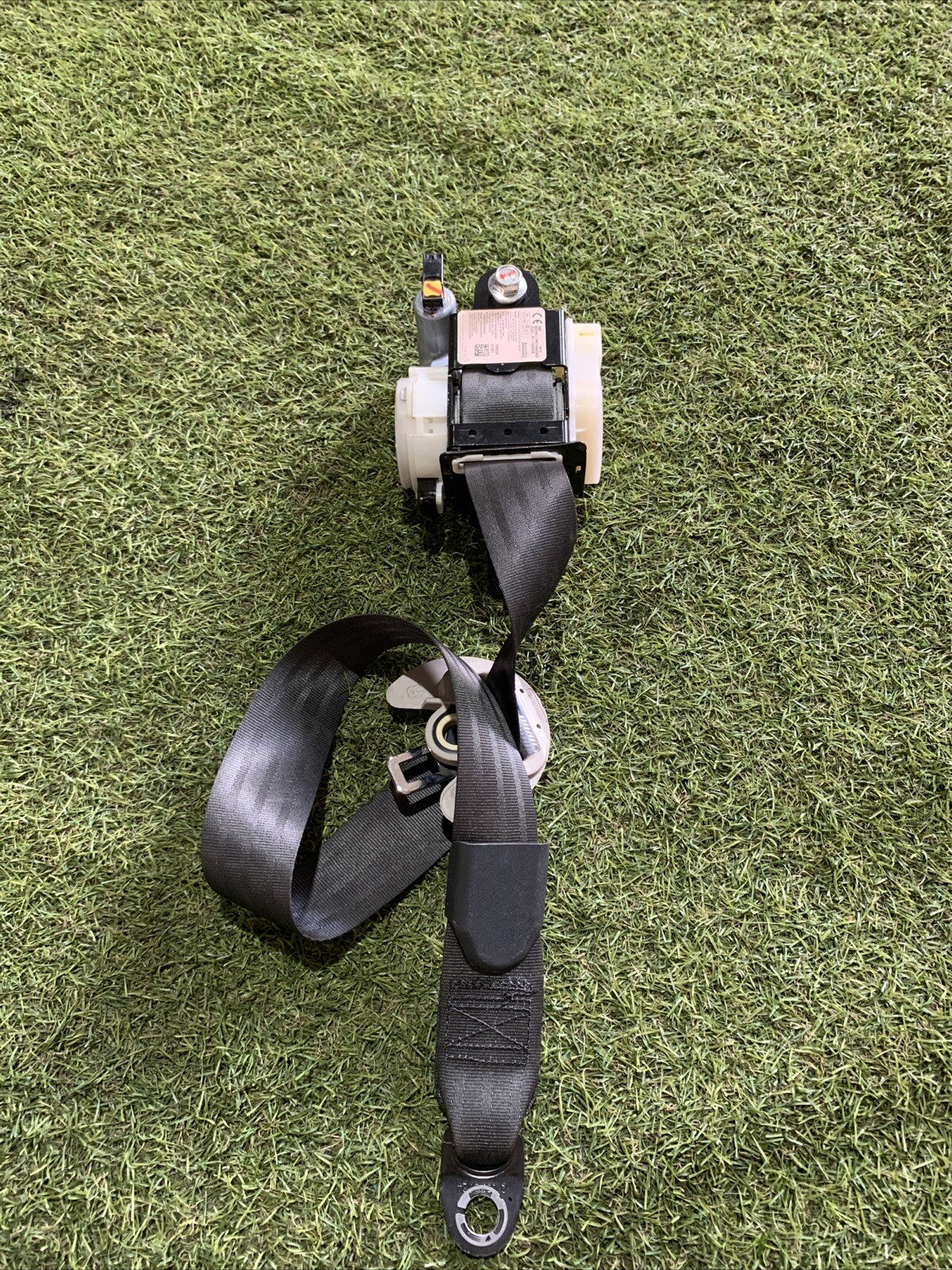 CINTURA DI SICUREZZA ANT. DX.  888203U210ED KIA SPORTAGE 3a Serie (09/10>06/14<)