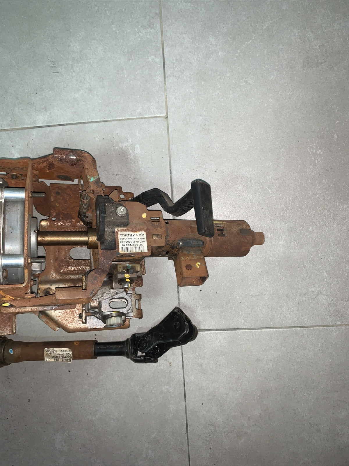 PIANTONE STERZO ELETTRICO RENAULT CLIO 3 SERIE DEL 2007 COD. 8200751237