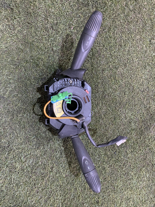 Devio Luci Fiat Punto 188 1.3 Multijet 735381039