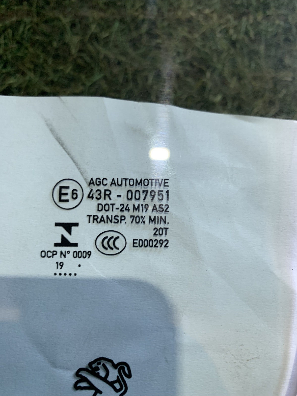 VETRO SCENDENTE PORTA ANTERIORE SINISTRA OPEL CORSA F 9823169880