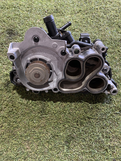 Pompa Acqua Refrigerate Volkswagen T-Roc 1.0 Turbo Benzina DKR 04C121600CC