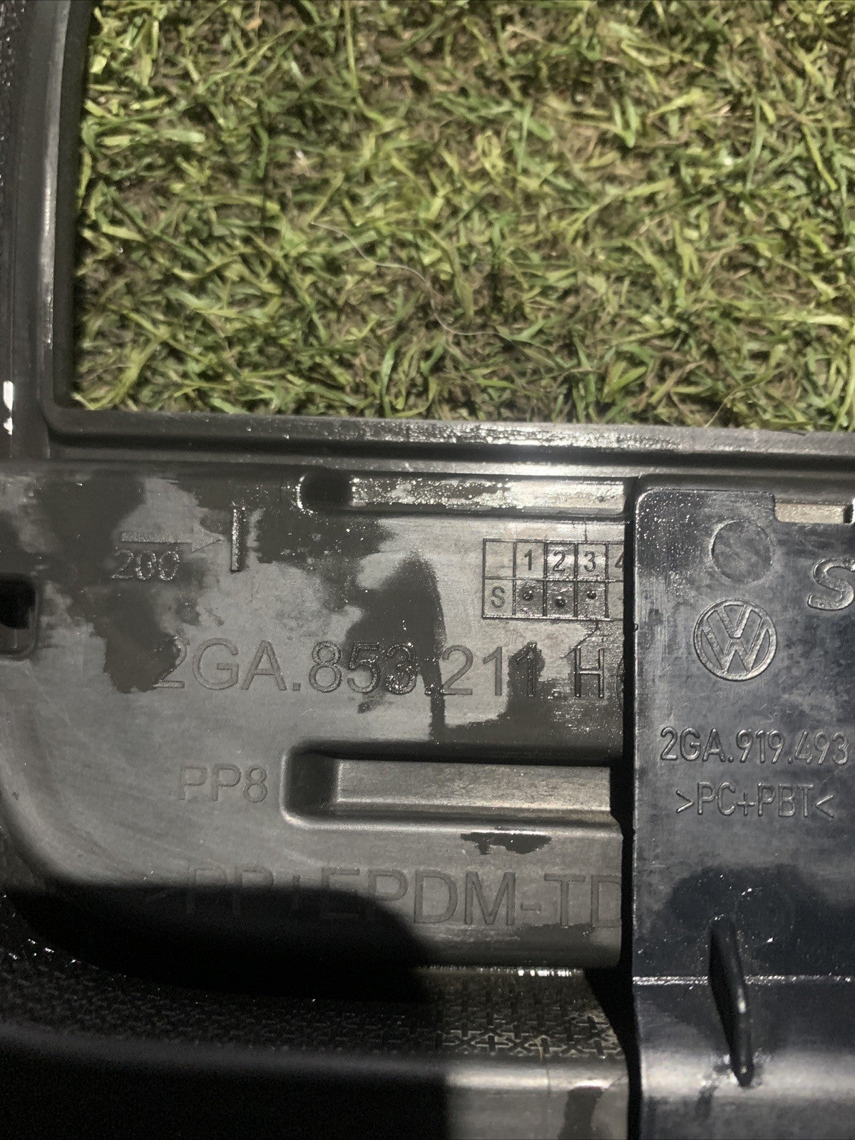 Griglia Paraurti Anteriore Sinistro Volkswagen T-Roc 2GA853211H