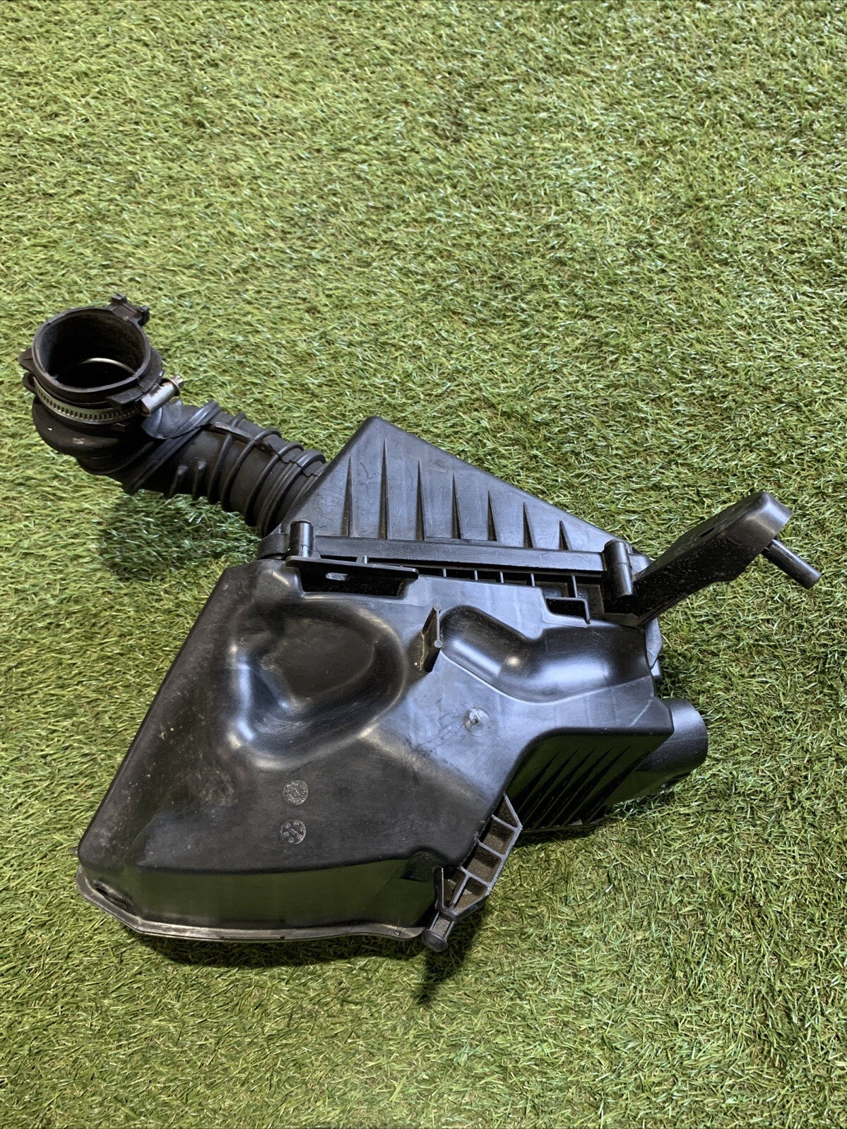 165003255R SCATOLA PORTA FILTRO ARIA RENAULT TWINGO III - SMART W453 DAL 2014