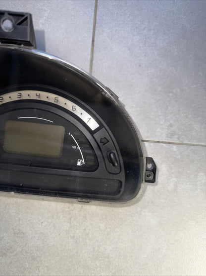 RICAMBI USATI P9652008280 H 01 QUADRO STRUMENTI CITROEN C3 1° Serie  2002 152522