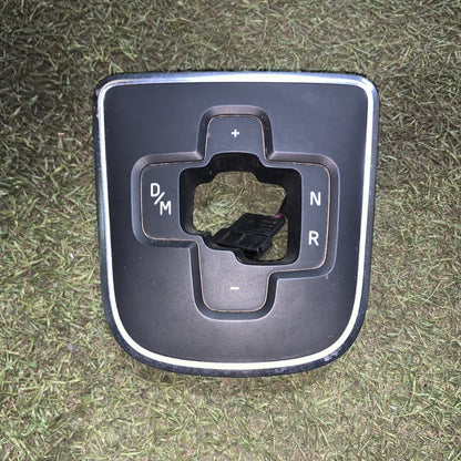 1S0713204 MASCHERINA RIVESTIMENTO TUNNEL CENTRALE VOLKSWAGEN UP 1.0 AUTOMATICO