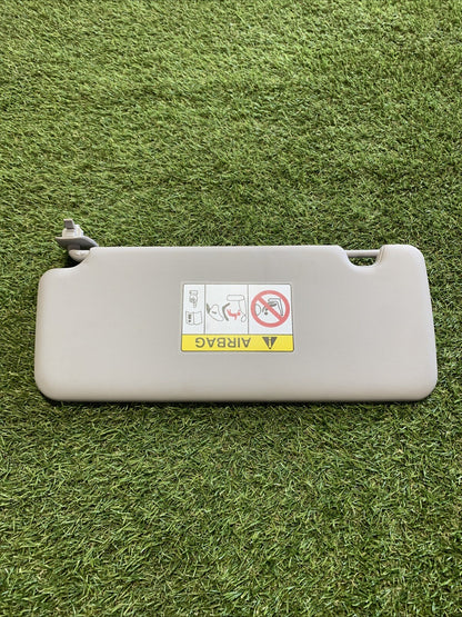 85220R2000ED ALETTA PARASOLE DESTRA KIA SPORTAGE 2023