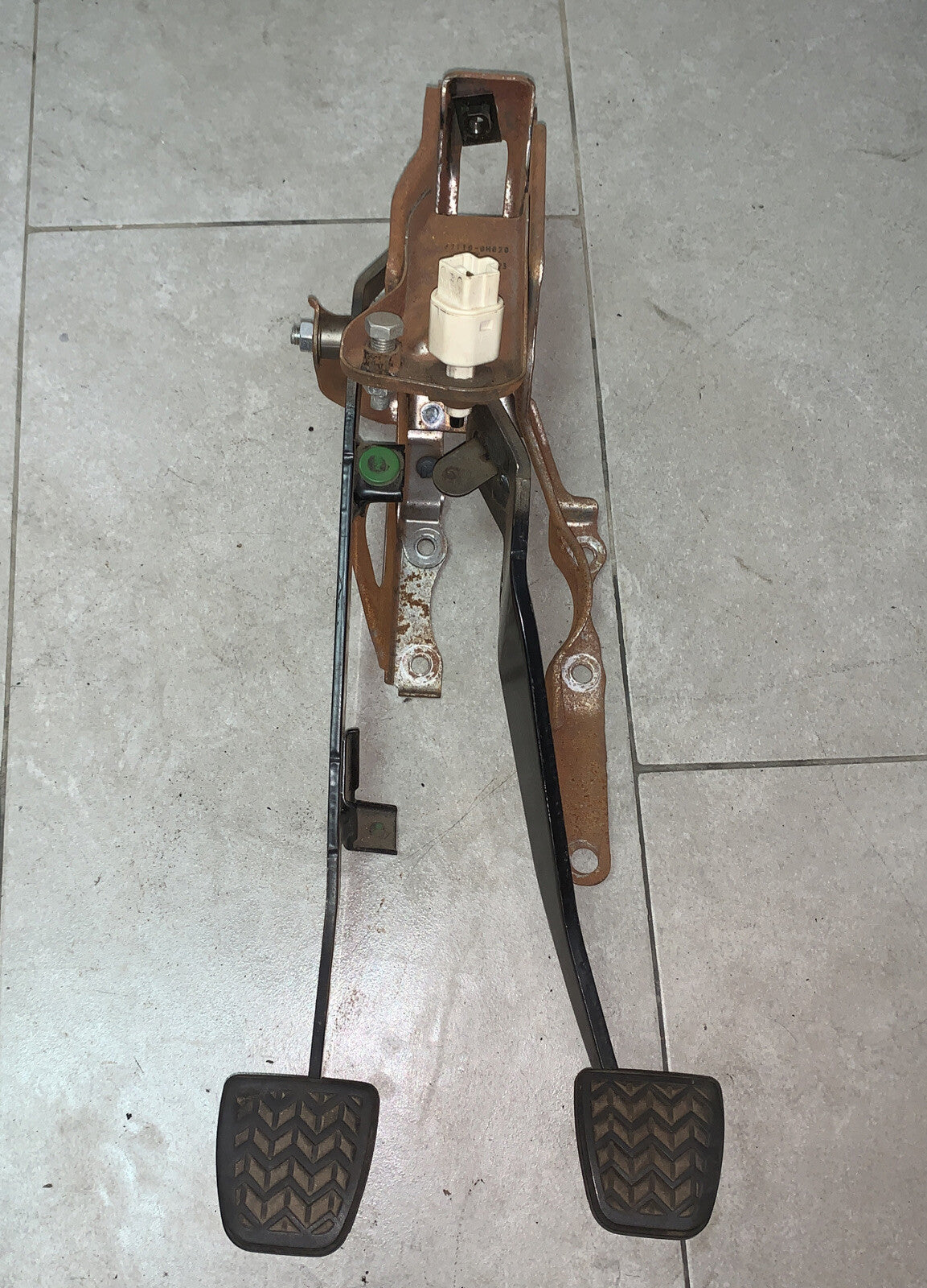 PEDALIERA FRENO + FRIZIONE TOYOTA Aygo 1° Serie  2005 1000  159354