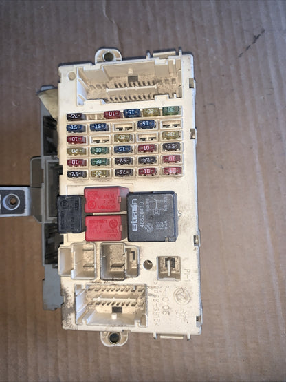 46758961 CENTRALINA SCATOLA PORTAFUSIBILI FIAT PUNTO 188 1.2 B 2003