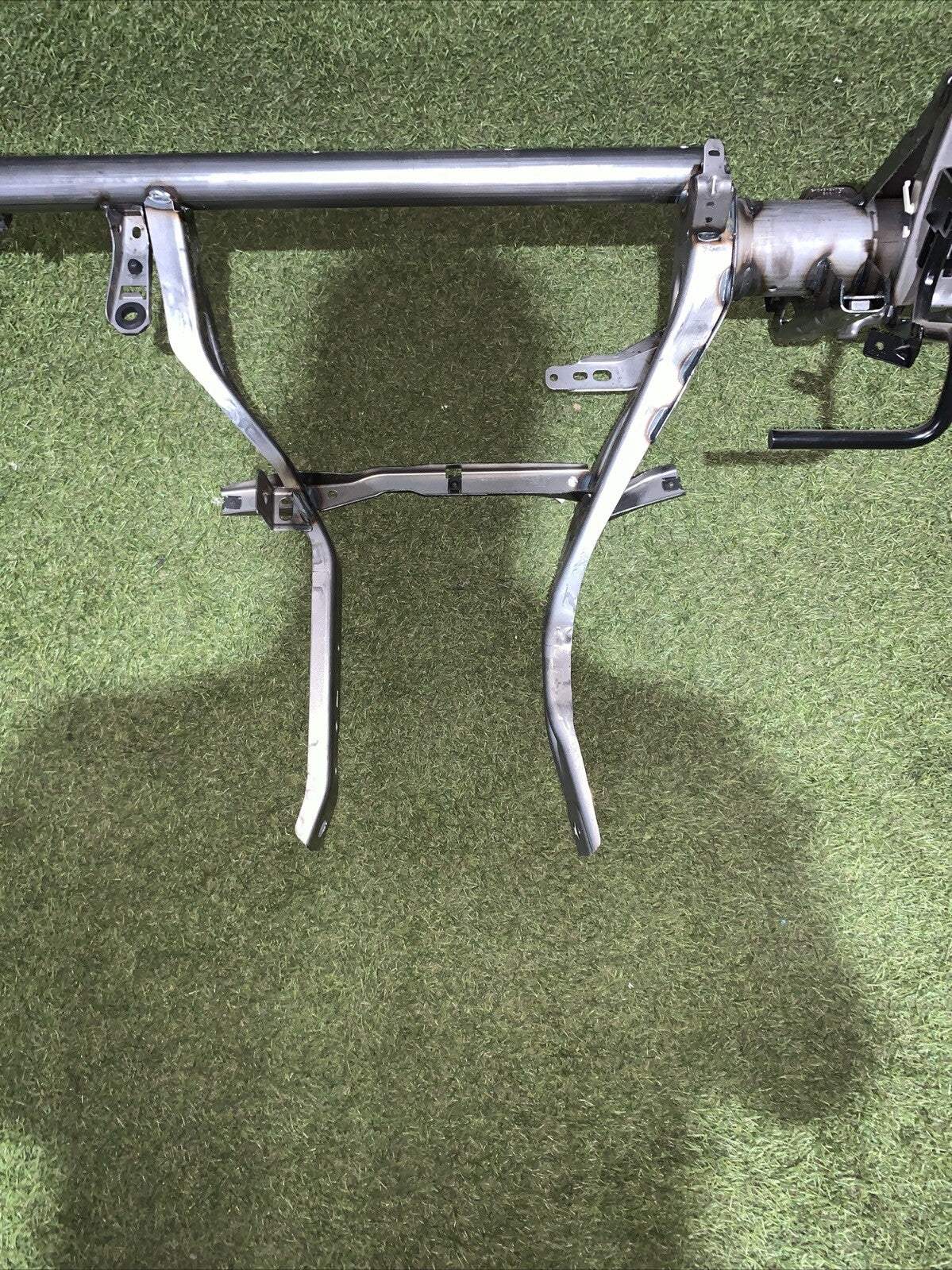 Traversa Supporto Cruscotto Volkswagen Golf 8R