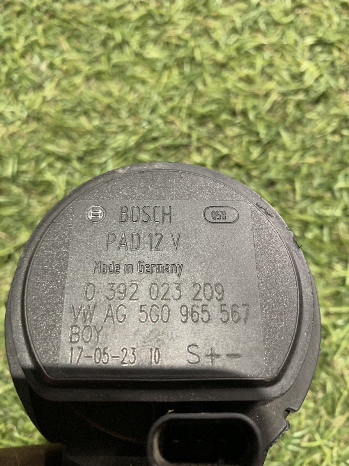 POMPA ACQUA AUSILIARIA PER VOLKSWAGEN Golf 7 Berlina 5G0965567