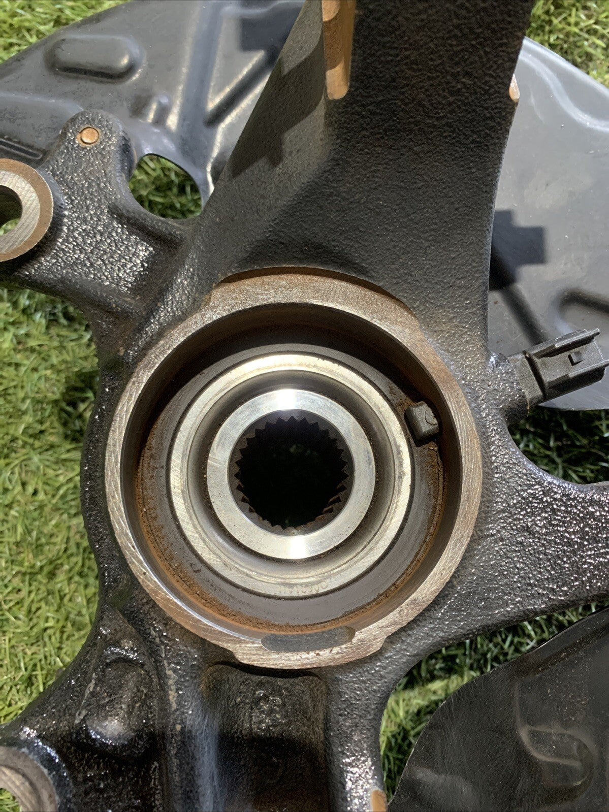 Mozzo Montante Fusello Anteriore Destro Ford Kuga 2020-2024 2.5 Hybrid