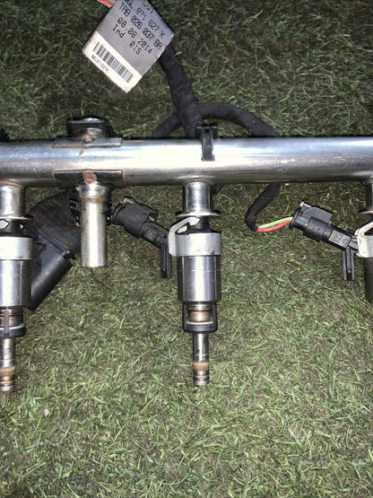 Flauto Completi Di Iniettori Volkswagen Golf 7 2.0 GTI Benzina 06K133317G