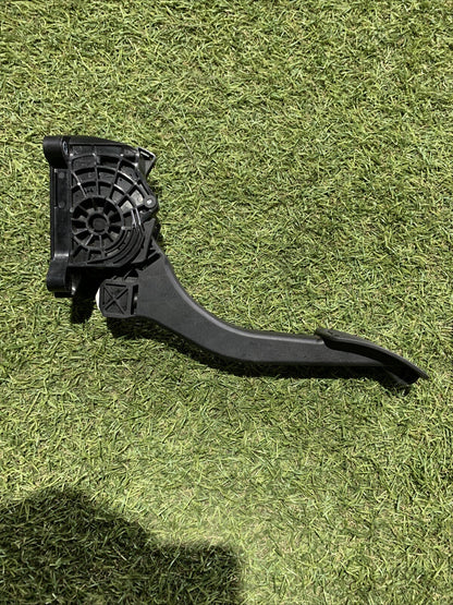 PEDALE ACCELERATORE PER PEUGEOT 308 2° Serie 9674829180 (13 ) 1.6 DIESEL