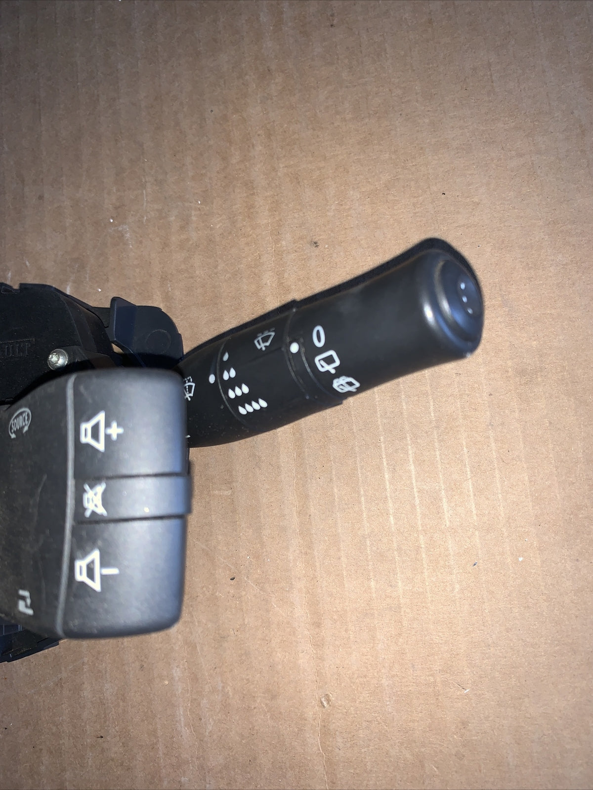 61835908 DEVIOLUCI RENAULT Megane ll Serie (0206) 1500 Diesel 74 kW / 1 1081288