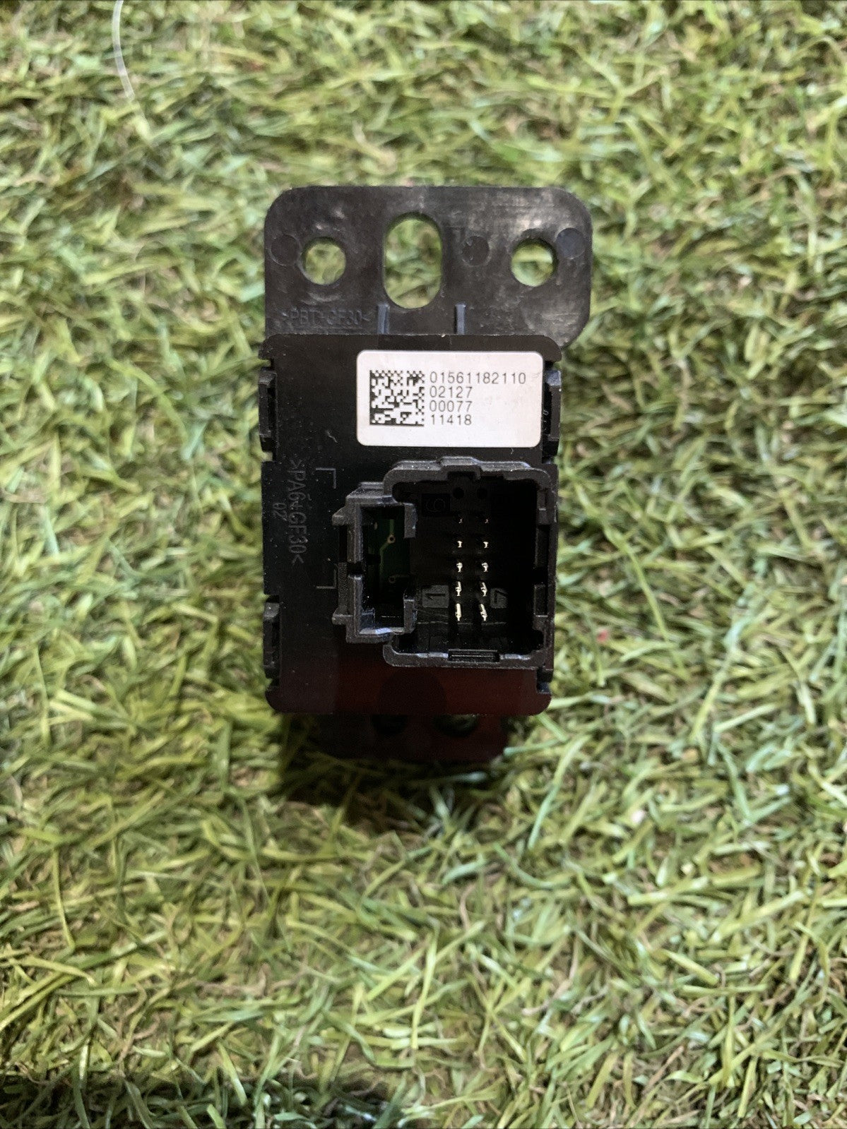 Pulsante Freno Di Stazionamento Alfa Romeo Giulia 01561182110