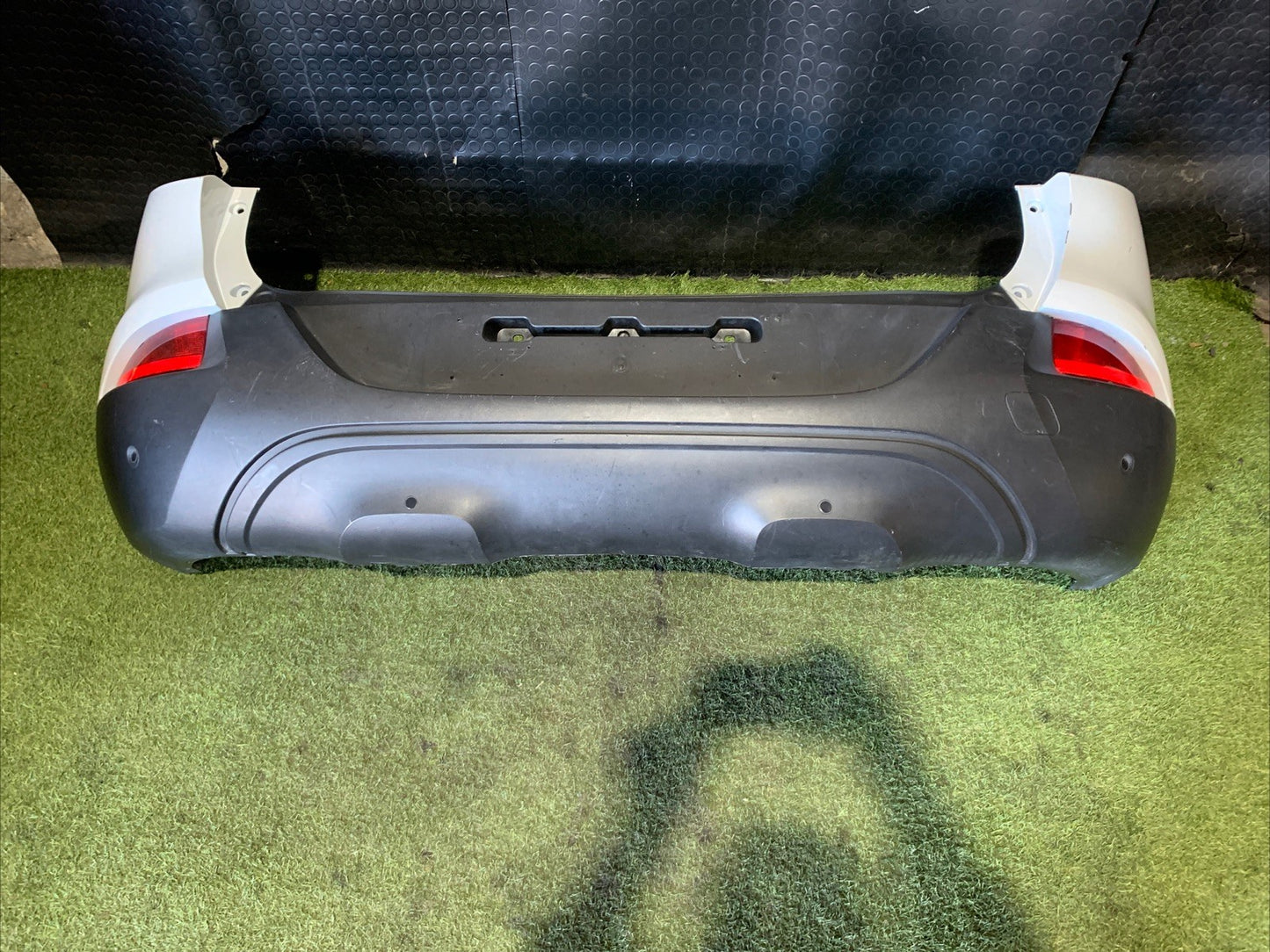 PARAURTI POSTERIORE COMPLETO PER RENAULT Kadjar Serie (15  ) 850222154R