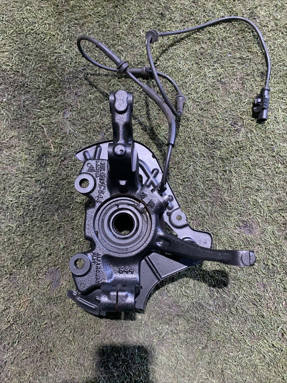 Mozzo Montante Fusello Anteriore Destro Lancia Ypsilon Dal 2011 1.3 Diesel (2)