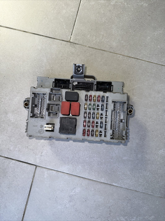 51735170 CENTRALINA SCATOLA PORTAFUSIBILI FUSIBILIERA FIAT PUNTO 188 1.3 Mj