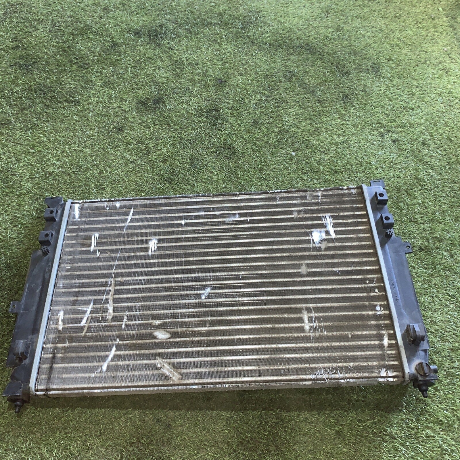 Radiatore Acqua Audì A4 1.9 231537