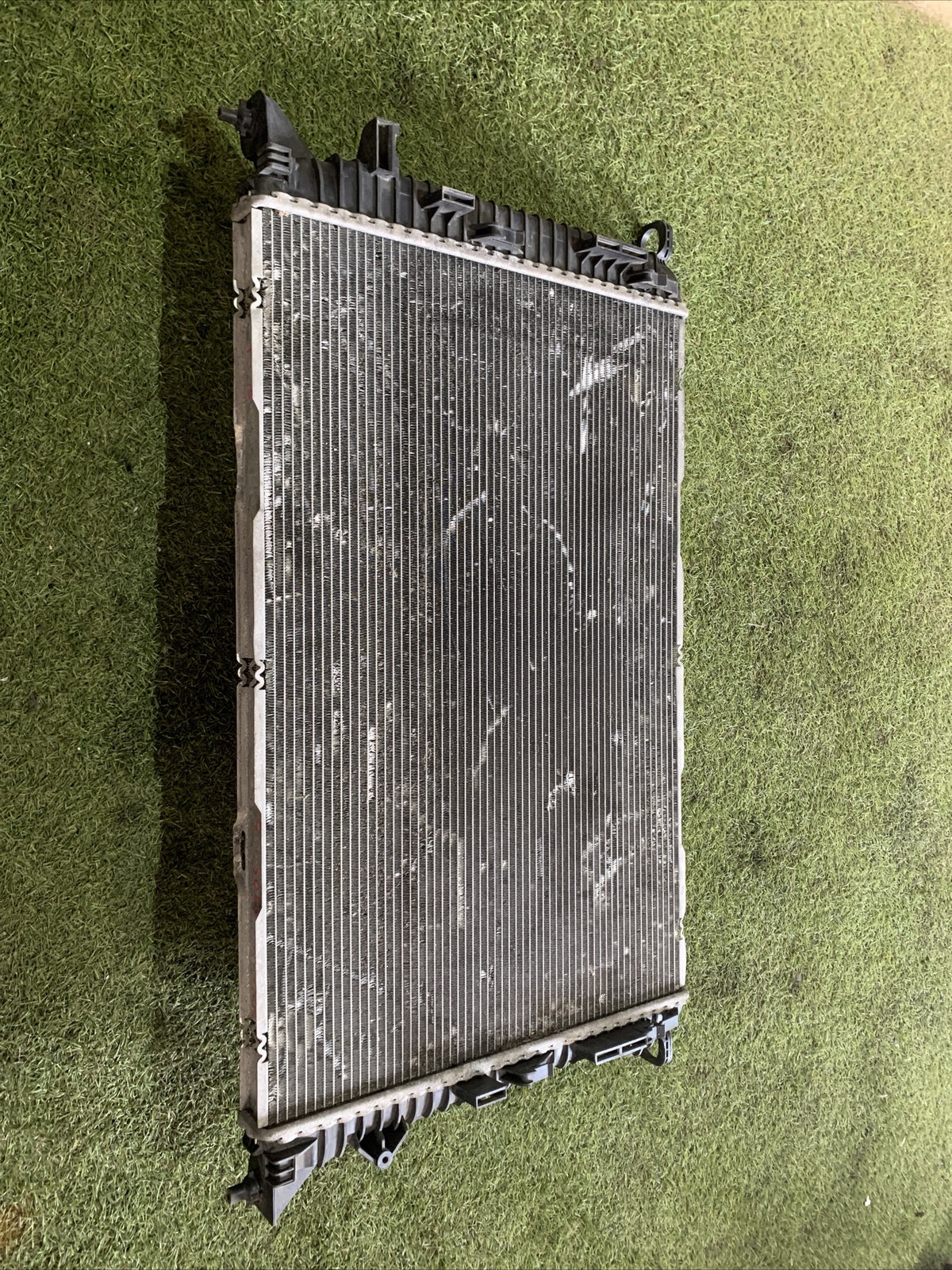 8K0121251AA RADIATORE ACQUA AUDI A5 3.0 AUTOMATICO