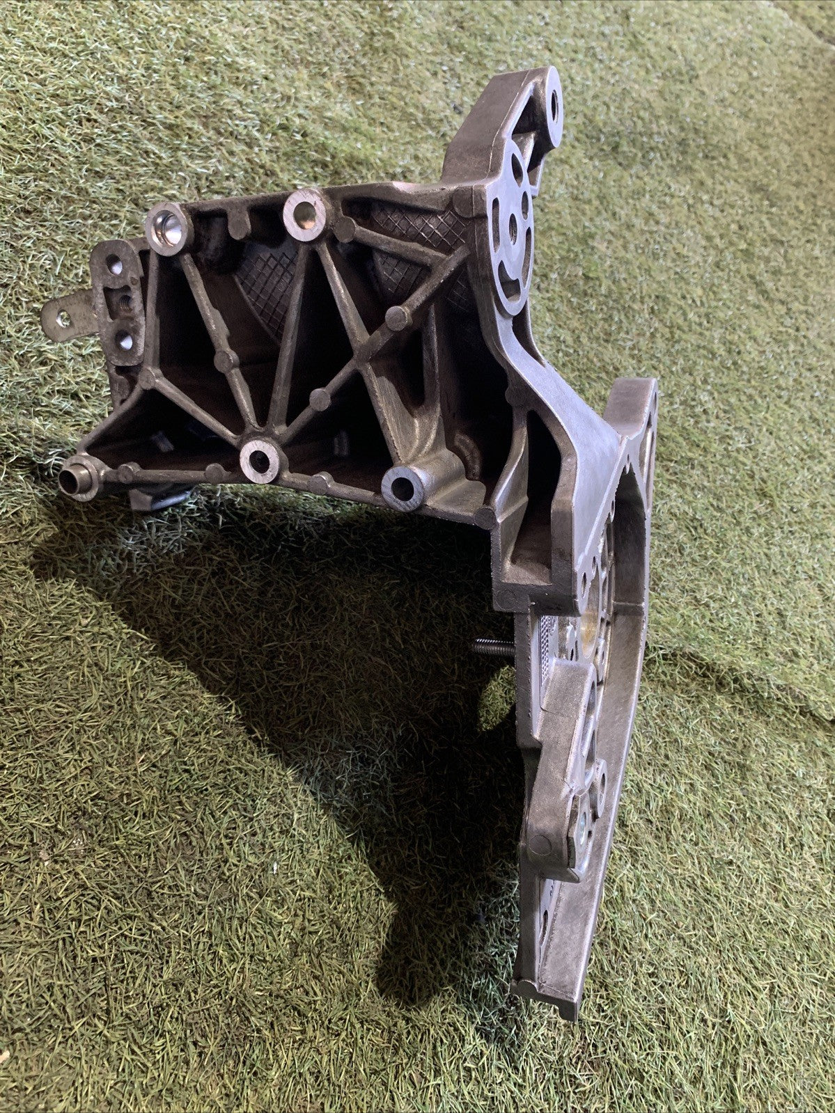 Supporto Pompa Gasolio Fiat Sedici 1.9 Diesel 55195377