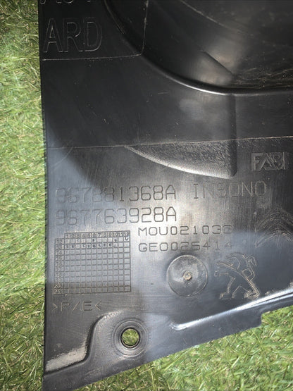 PASSARUOTA SOTTOPARAFANGO POSTERIORE DESTRO PEUGEOT 2008 2013-2016(967881368A)