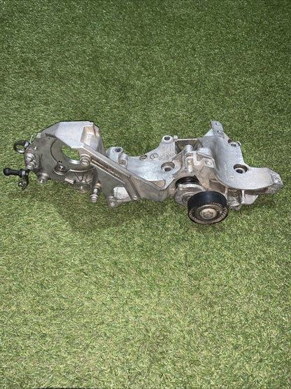 Supporto Alternatore Volkswagen Polo 6R 1.6 Diesel 03L903143K