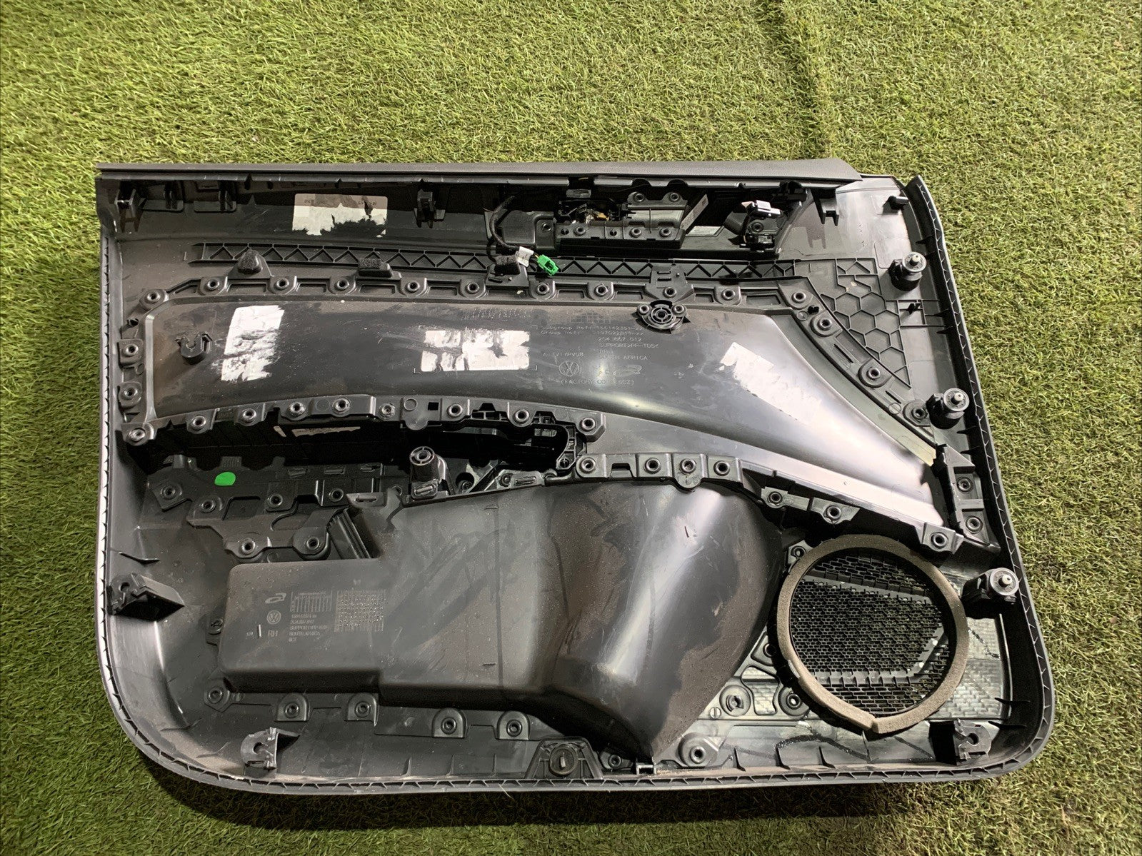 Pannello Porta Interno Con Led Anteriore Destra Volkswagen Polo 2024 2G4867012