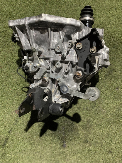 CAMBIO MANUALE TOYOTA YARIS III 3 SERIE 1.5 BENZINA 6M 2018 303000D510