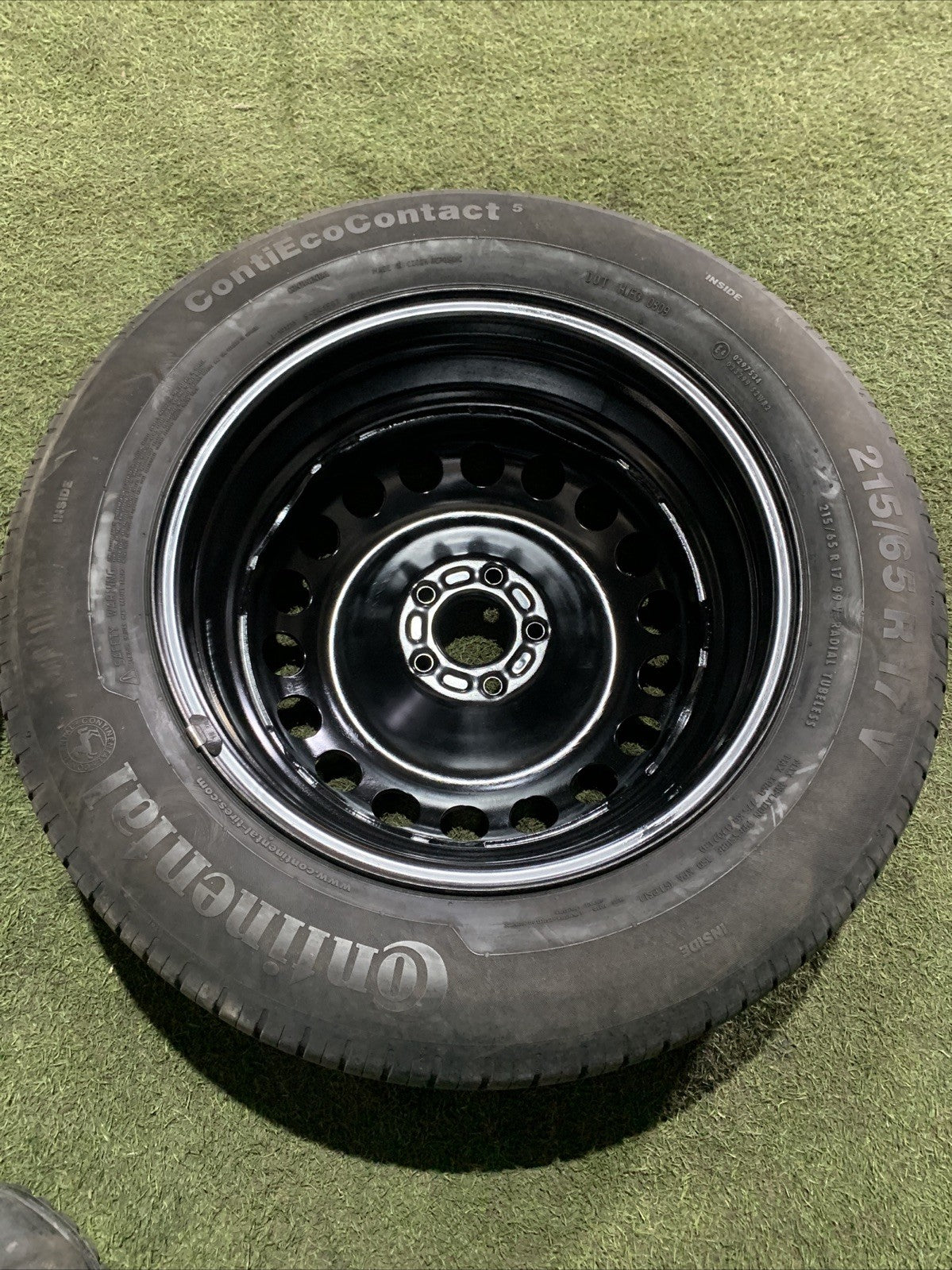Kit Ruota Di Scorta Ford Kuga 2020 215/65R17 8V41-BB
