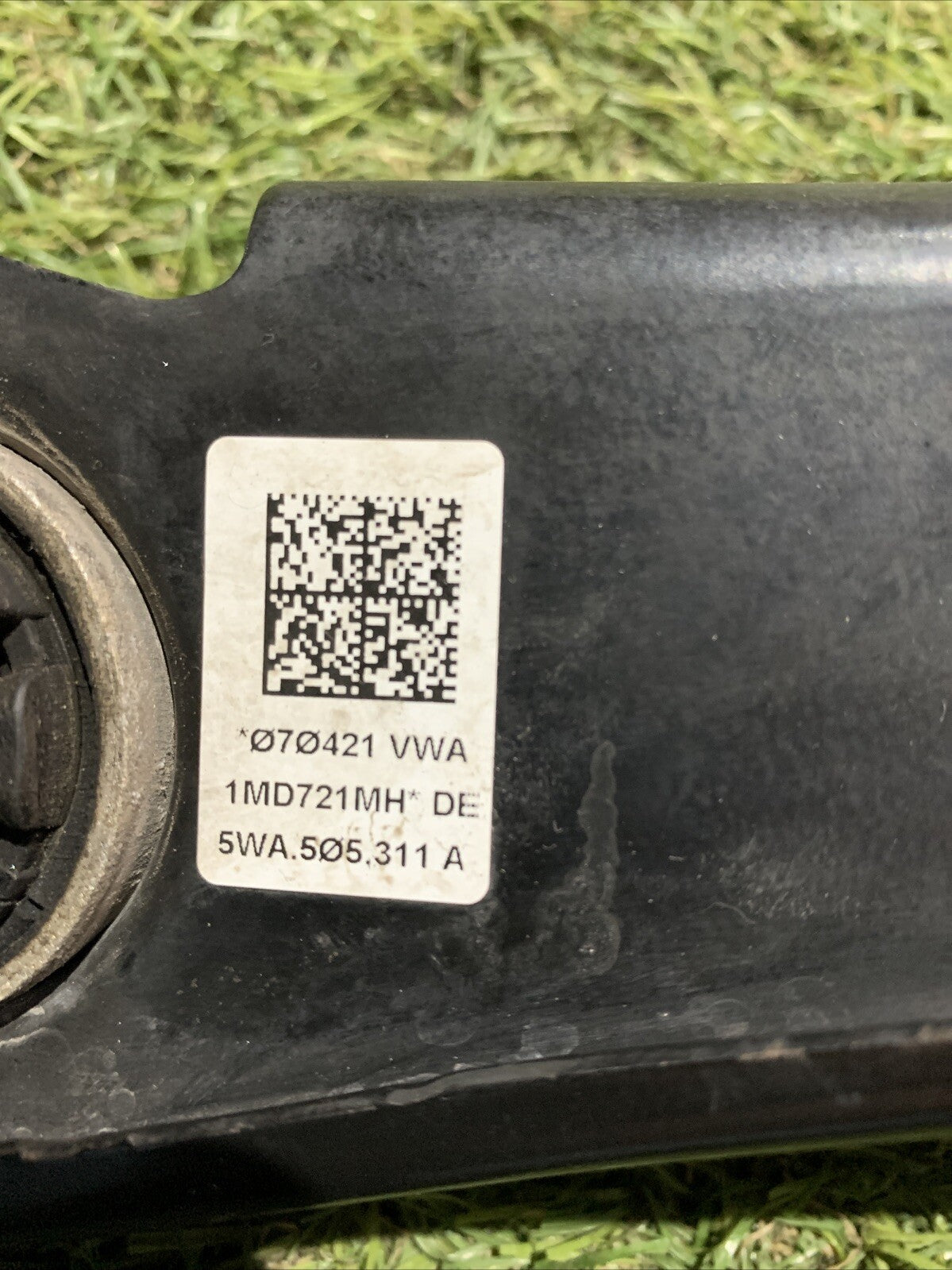 Braccio Sospensione Posteriore Sinistro Volkswagen Golf 8R 5WA505311A