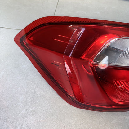 CN15-13405-BC STOP FANALE POSTERIORE SINISTRO LATO GUIDA FORD EcoSport 2022