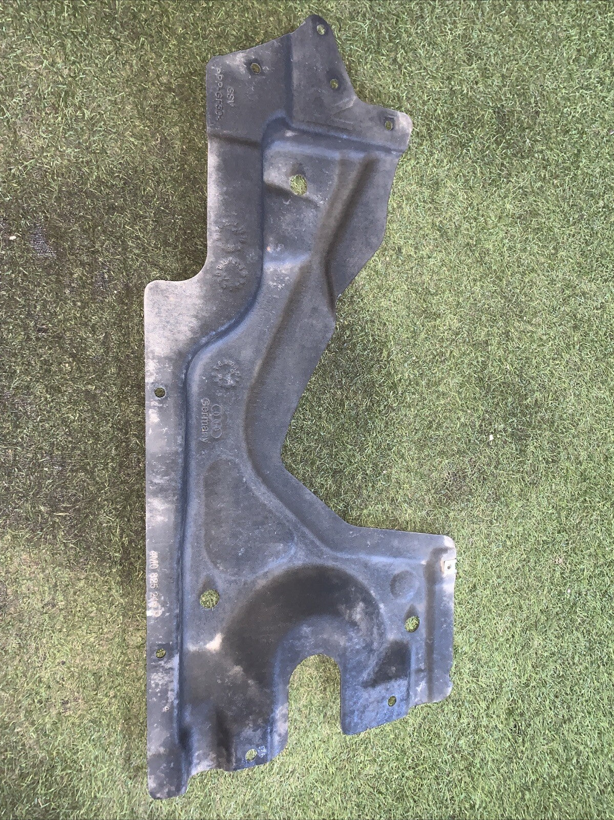 Sotto Scocca Posteriore Destro Audi Q7 2016 4M0825214F