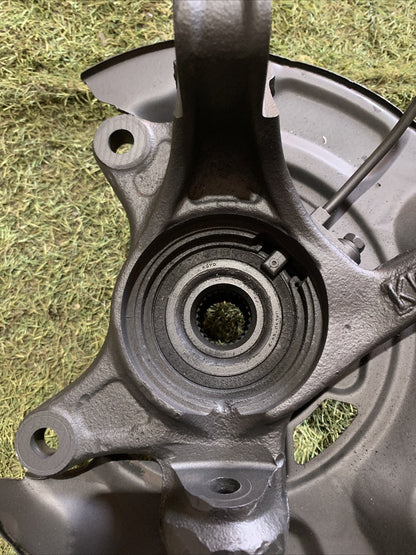 MOZZO MONTANTE FUSELLO ANTERIORE DESTRO TOYOTA YARIS 2007 1.3 BENZINA 432110D130