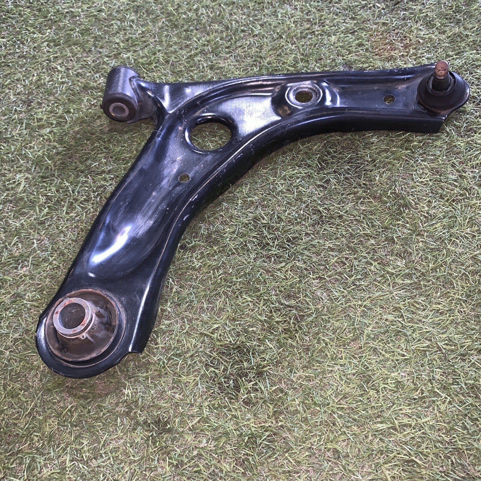 1614191680 BRACCIO OSCILLANTE ANTERIORE DESTRO CITROEN C1 1.0 B