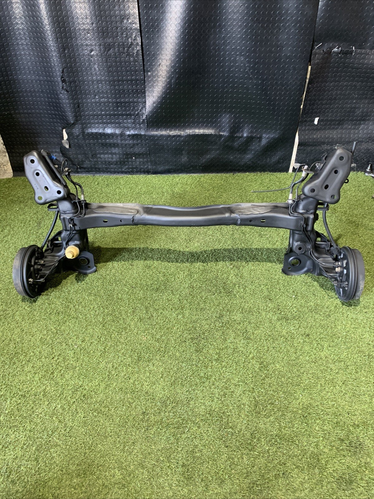 PONTE ASSALE POSTERIORE PER CITROEN C4 Cactus 9674696980 Diesel 1600 (14 )