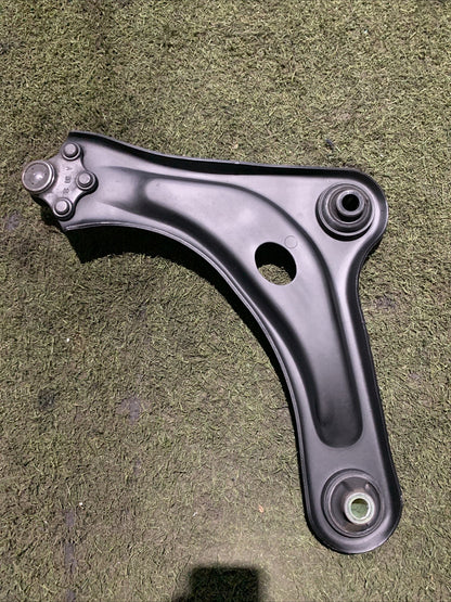 Braccio Oscillante Anteriore Destro Citroen C3 Dal 2016 9670771480 (2)
