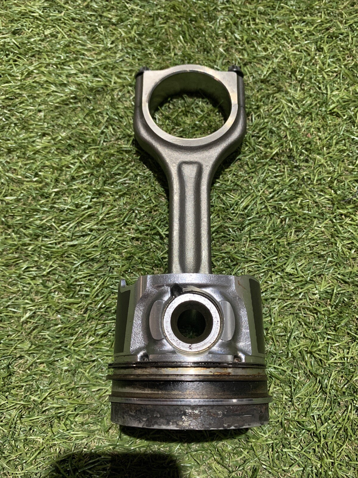 Pistone Motore Peugeot 2008 1.6 Diesel 9H05 1607373680 (3)