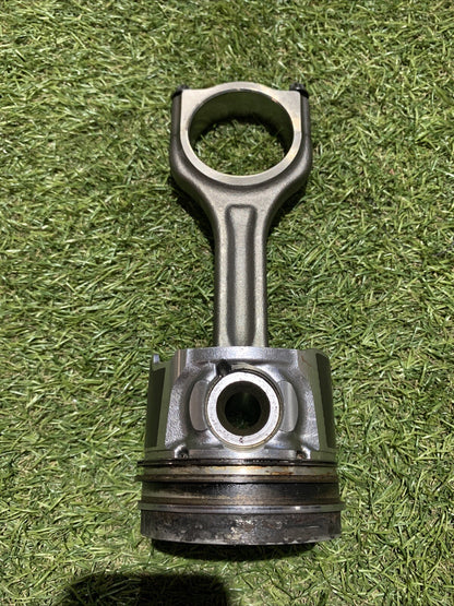 Pistone Motore Peugeot 2008 1.6 Diesel 9H05 1607373680 (3)