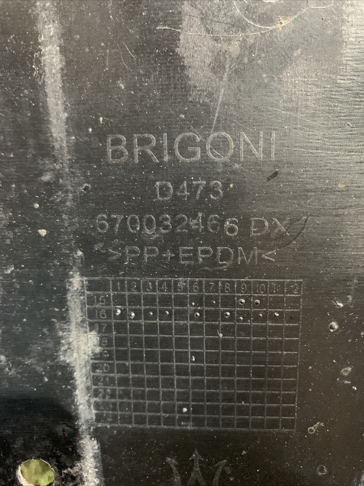 Parasassi Passaruota Anteriore Destro Maserati Levante 670032466