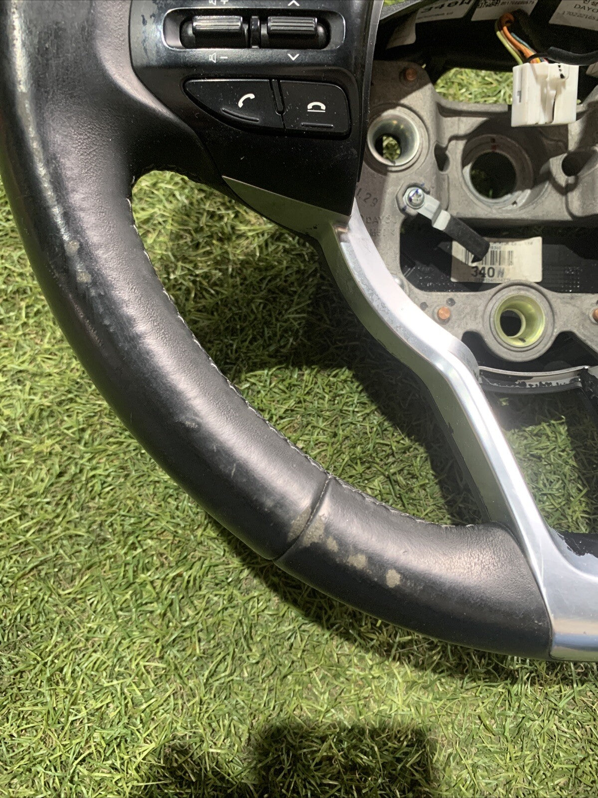 Sterzo Volante Kia Stonic 56100H8340 !!!ATTENZIONE!!! Guardare Bene Le Foto