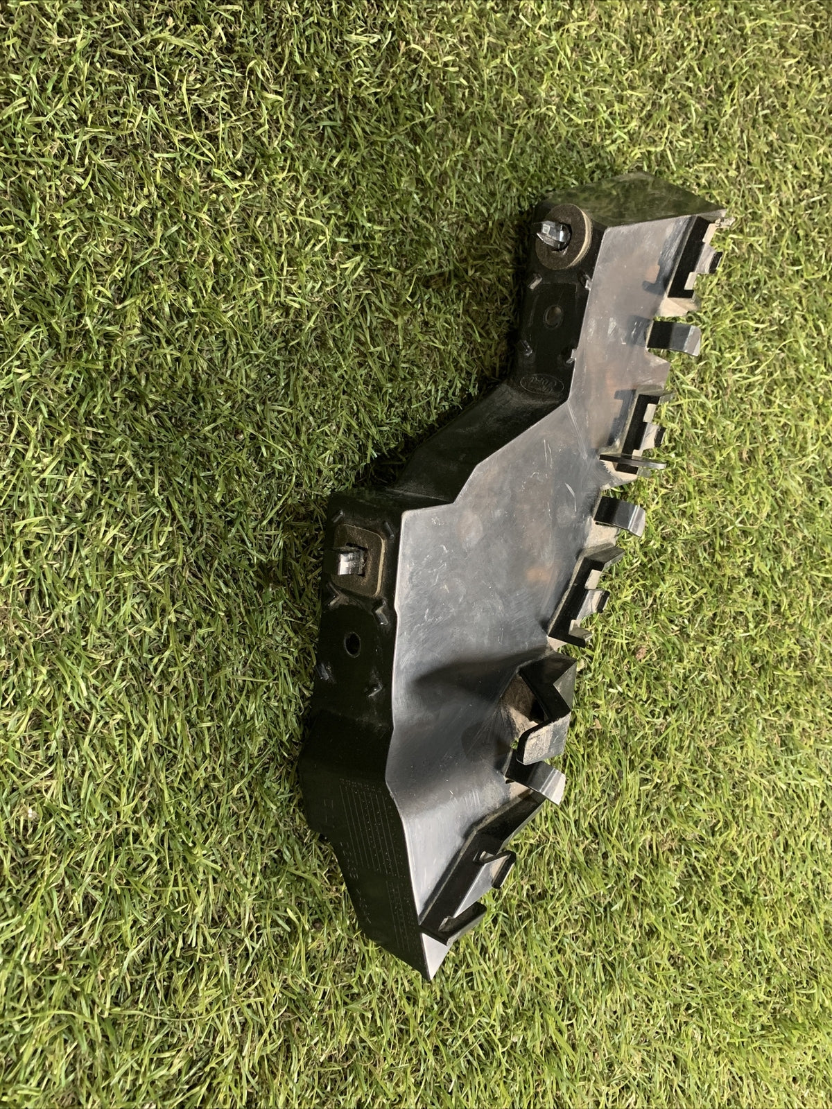 Staffa Paraurti Posteriore Destro Ford Kuga 2022 LV4B-17E850-D