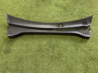 GRIGLIA GOCCIOLATOIO ANT. PER FIAT 500 L Serie (351_352) 735521834 (12>)