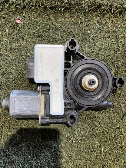 MOTORINO ALZAVETRO POST. SINISTRA VOLKSWAGEN POLO AW1 5Q0959811D 0130822695 2018