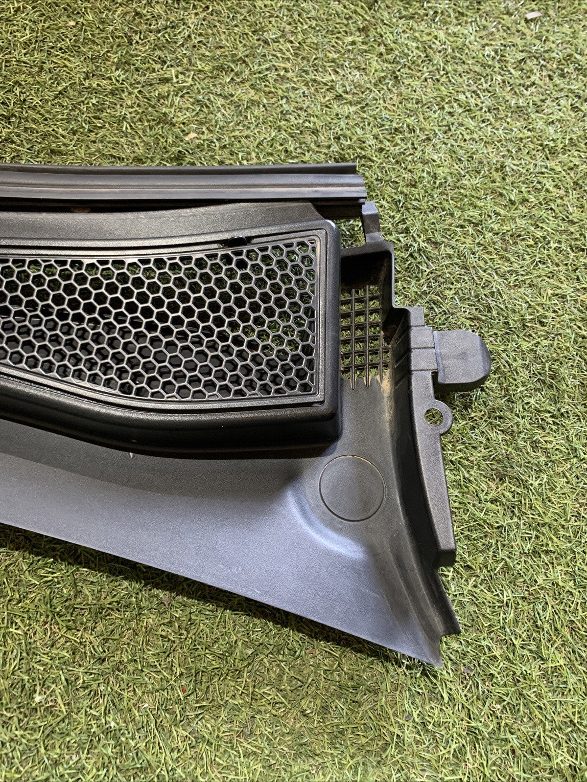 Griglia Gocciolatoio Parabrezza Peugeot 208 2017 9673303080 9673302777