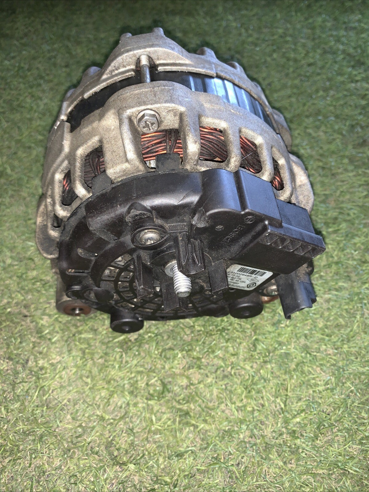 Alternatore Dacia Sandero Stepway 1.5 diesel (2012-2020)cod.231002949R